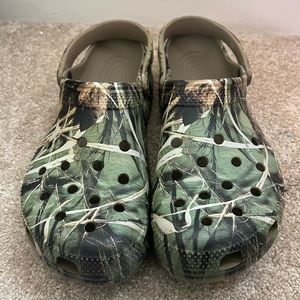 Men’s size 14 Camo Crocs